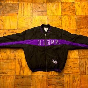 Super Rare Vintage Sacramento Kings silk Jacket made by Silk City 90’s